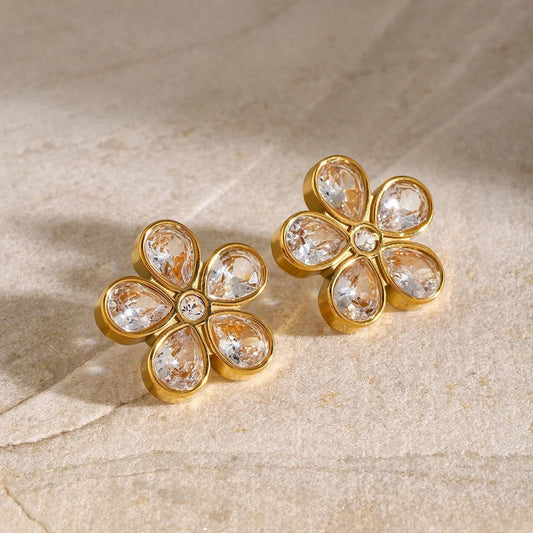 Daisy Flower Studs