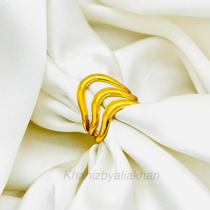 Wavey Ring