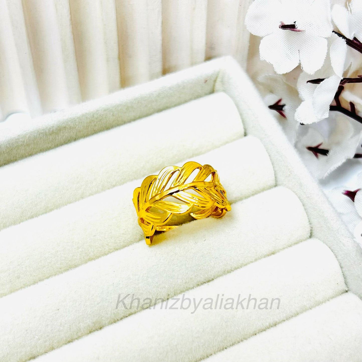 Feather Ring