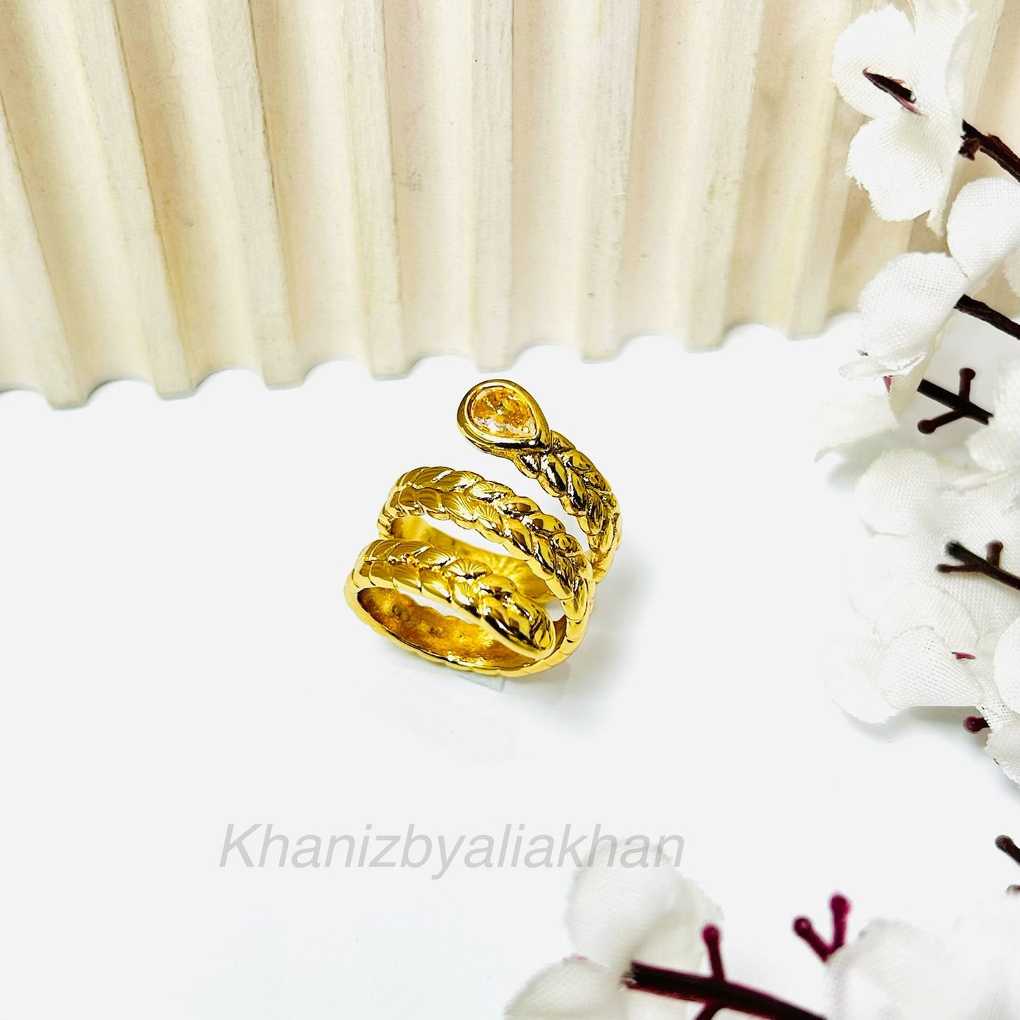 Slinky Ring