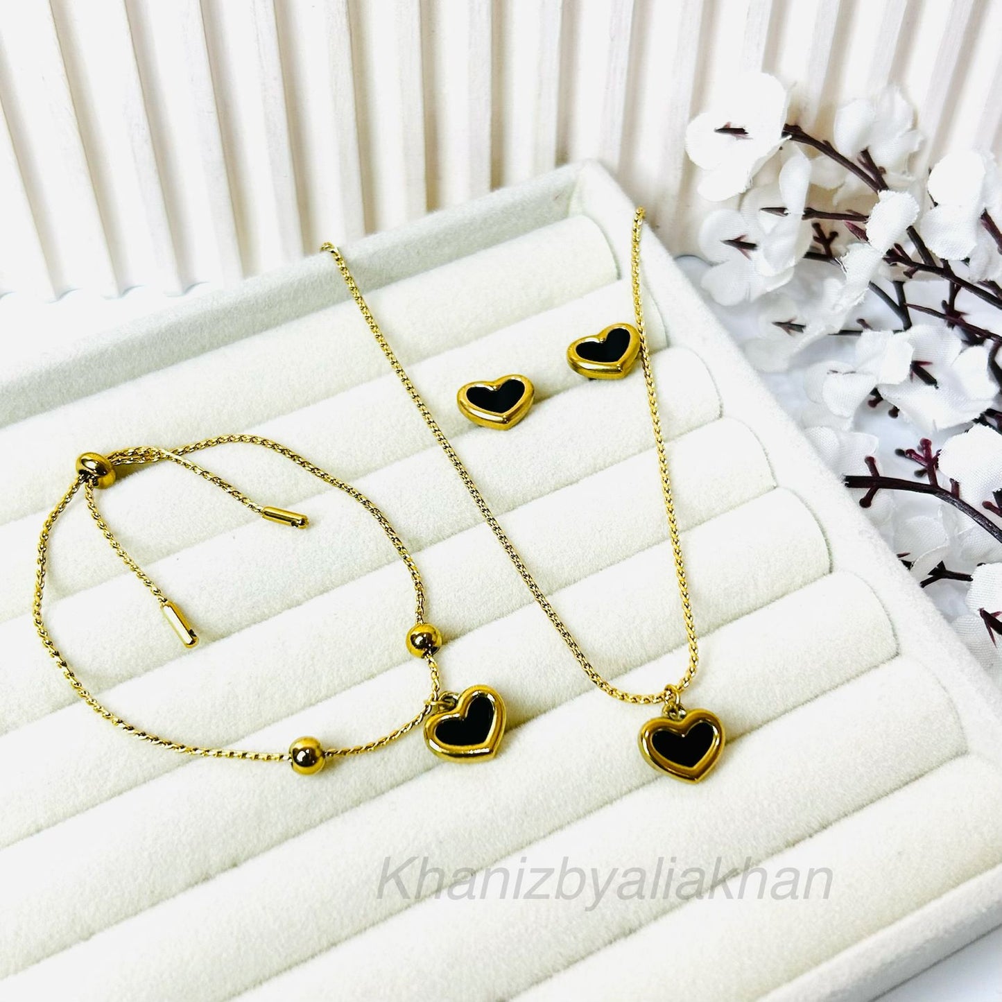 Black Heart Set