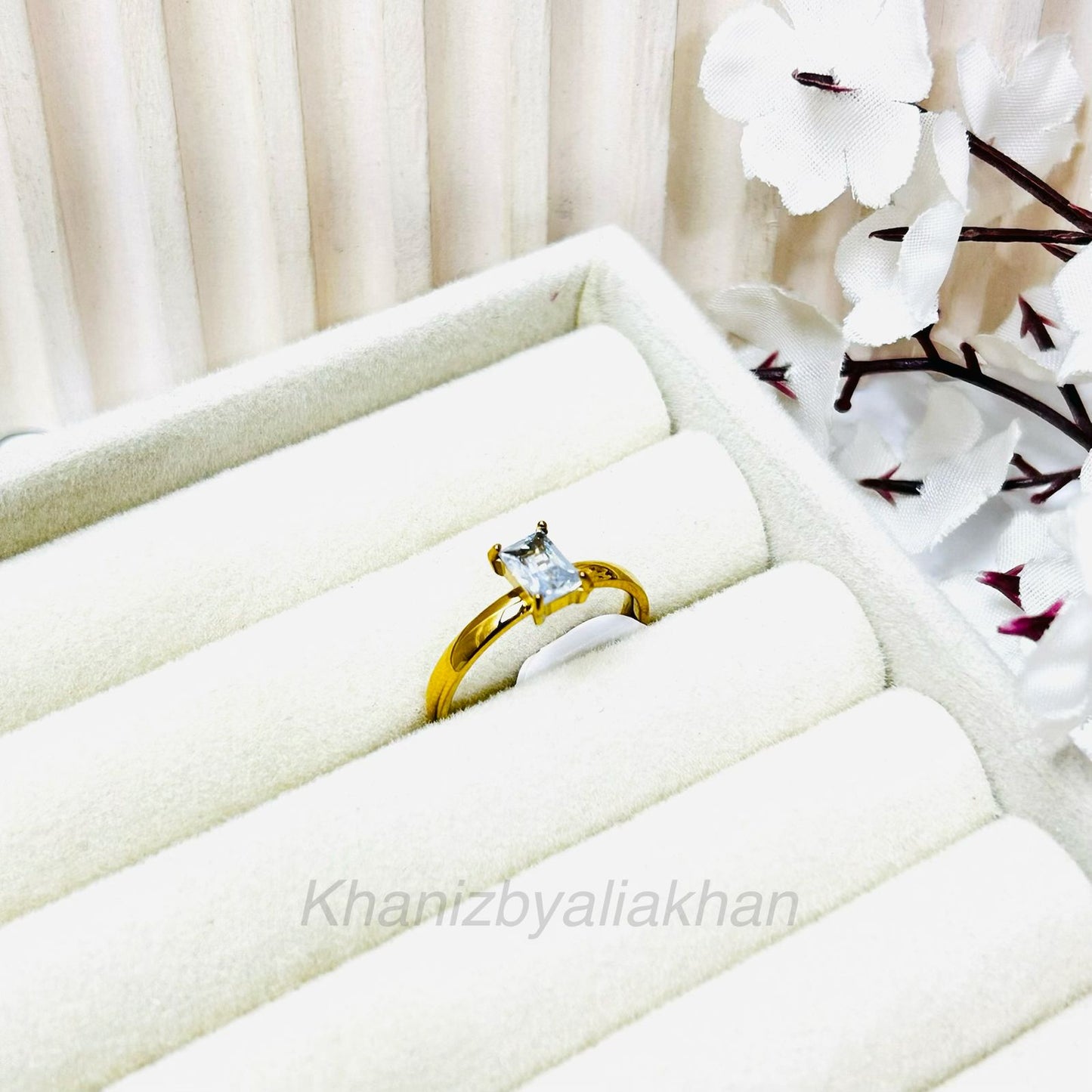 Dainty Diamond Ring