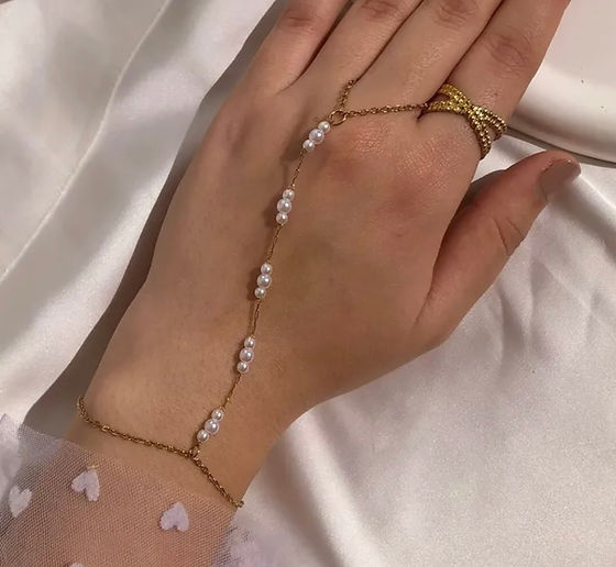 Pearl Handchain